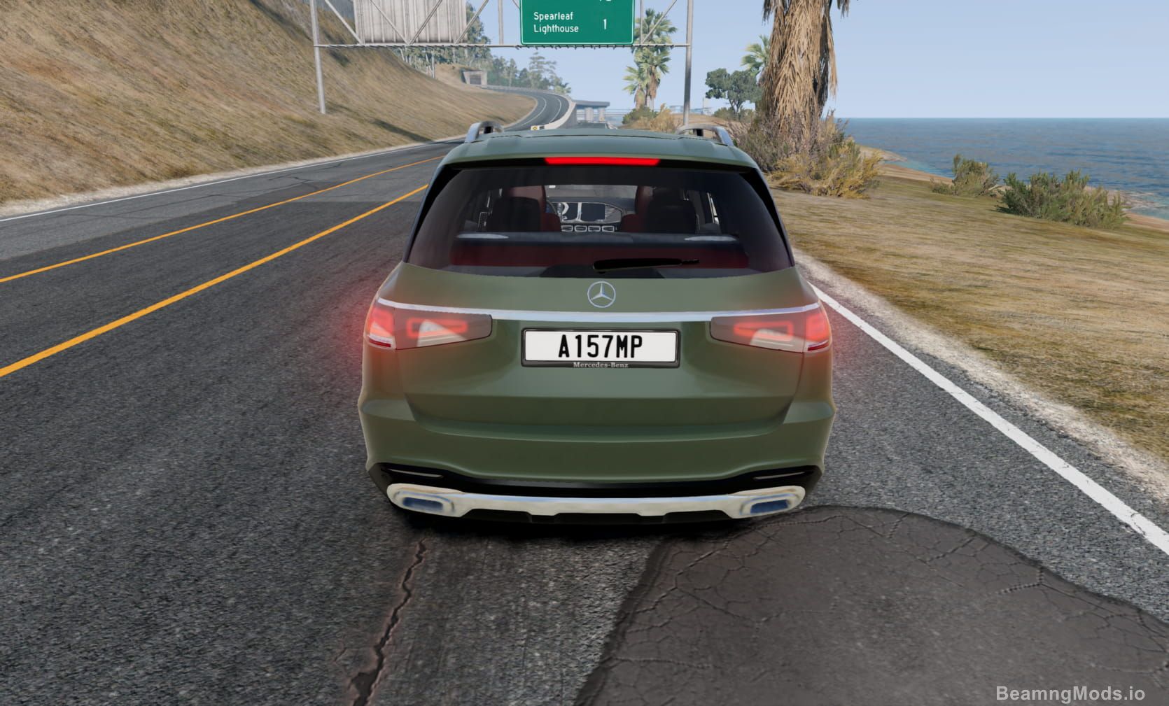 Screenshot of Mercedes-Benz GLS 4